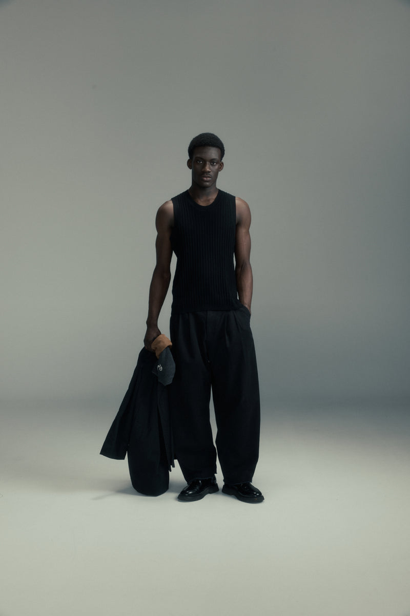 Dart-Knee Pleated Trousers